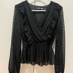 Kojooin top, ruffled with big sleeves women’s S